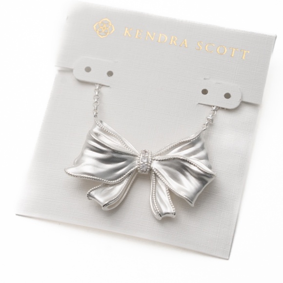 Kendra ScottX Love Shack Fancy- Silver Bow Necklace